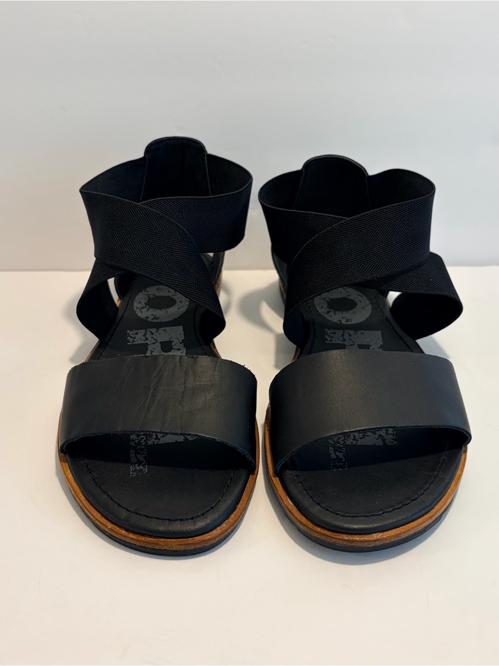Sorel Black Wide Band Elastic Crossover Sandals